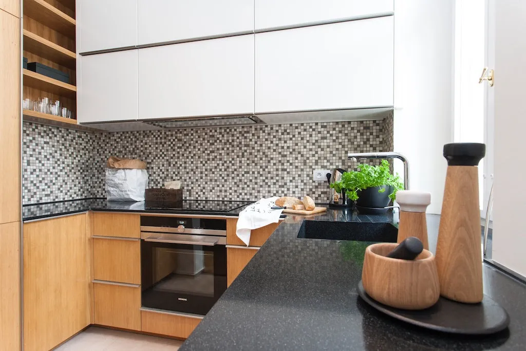 Blat de baie quartz Taurus Black