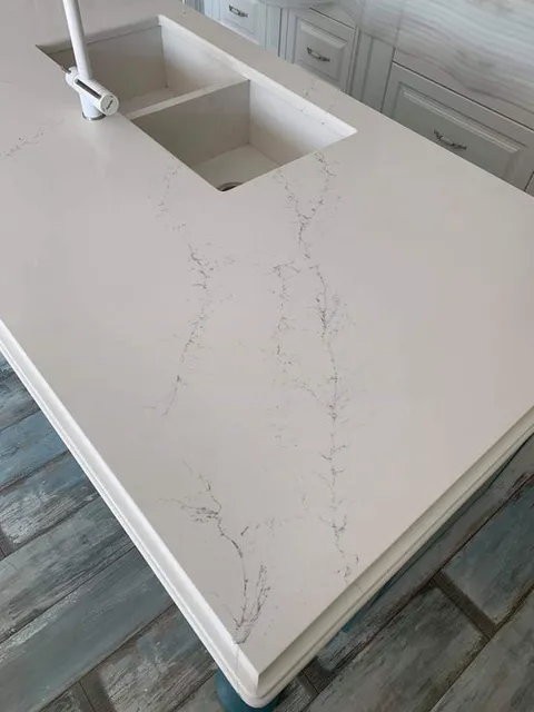 Blat de baie quartz Calacatta Verona