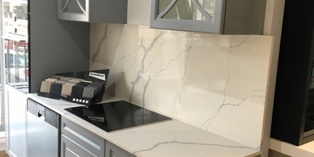 BlatquartzCrystalCalacattaAmnisProwest02 x700